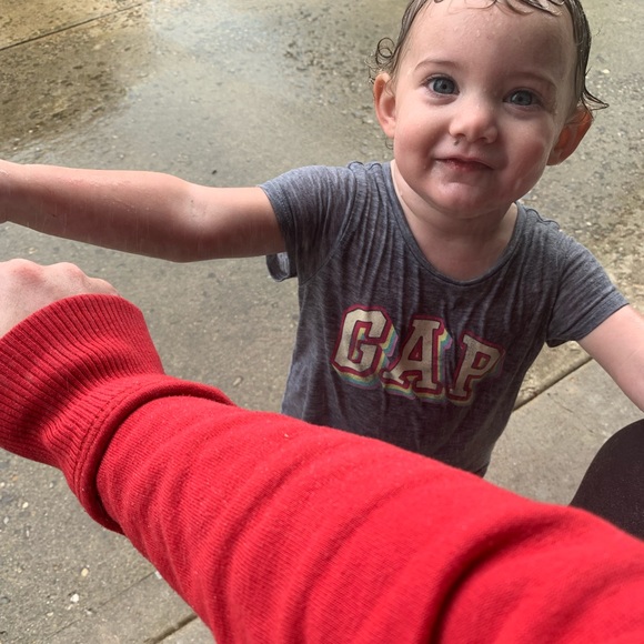 Meet your Posher, Rain (Not Your Mother’s Closet) - Picture 9 of 14